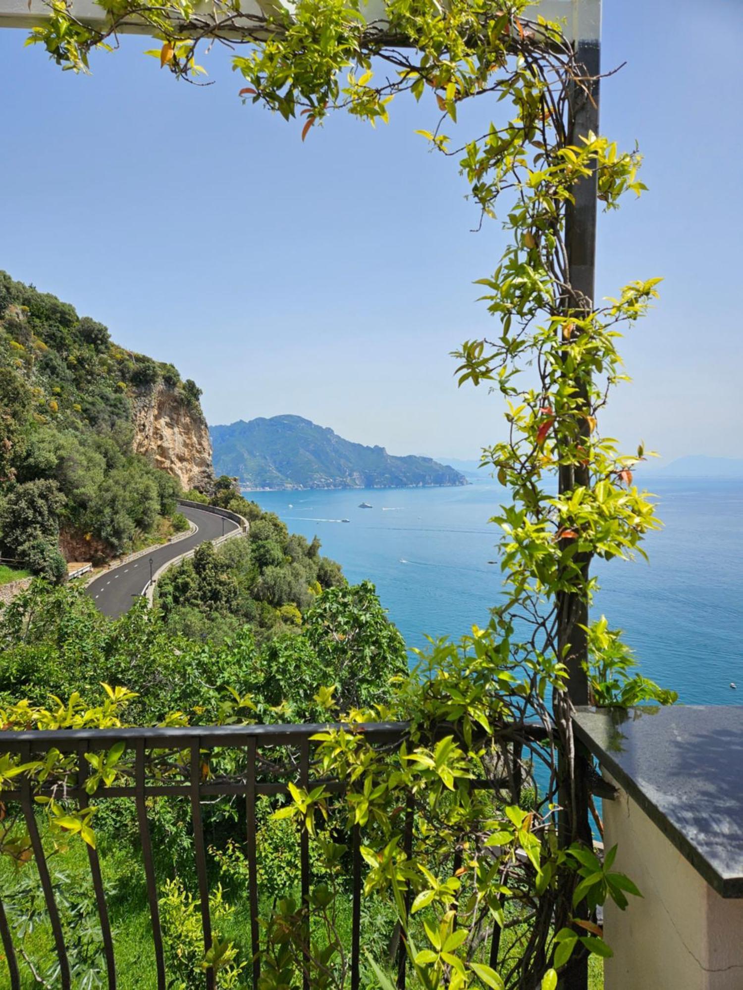 Casa Giosue - Your Home On The Amalfi Coast Conca dei Marini Exterior photo
